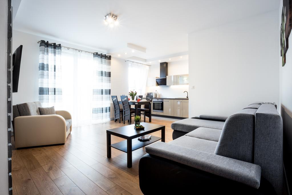 Julia Apartments Jezyce Koscielna 波兹南 客房 照片
