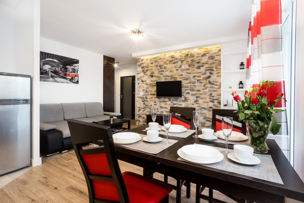 Julia Apartments Jezyce Koscielna 波兹南 外观 照片